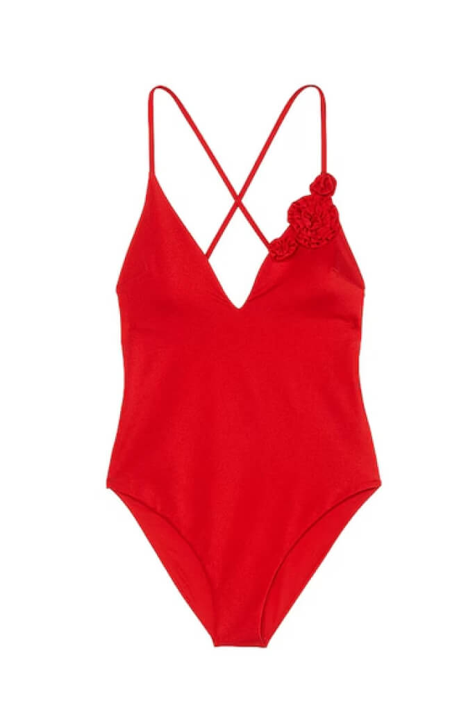 0704_Swim_Editorial_hourglass_03